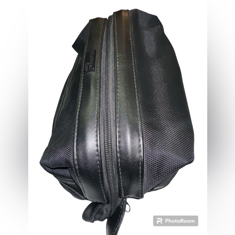 Stafford Dopp Men’s Black Tolietry Bag